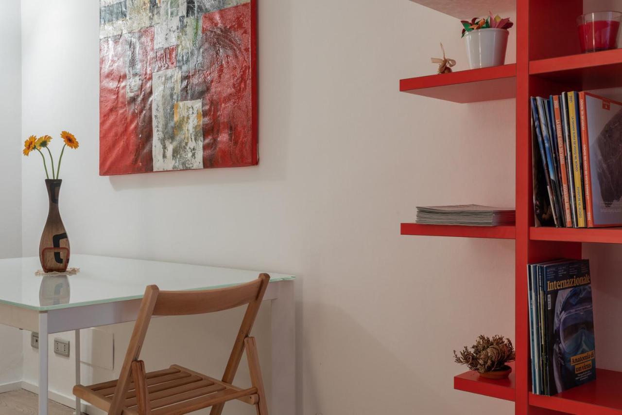 Red Studio Near Porta Nuova By Wonderful Italy Torino Dış mekan fotoğraf